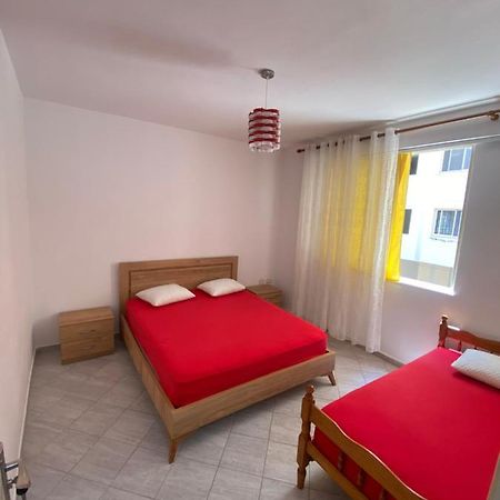 Kristi Home Durrës Esterno foto