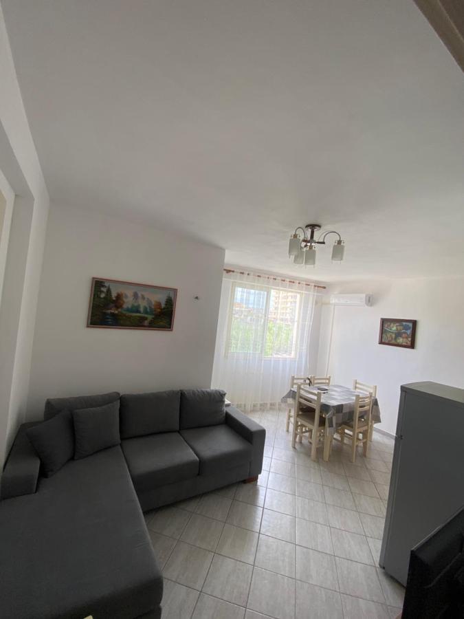 Kristi Home Durrës Esterno foto